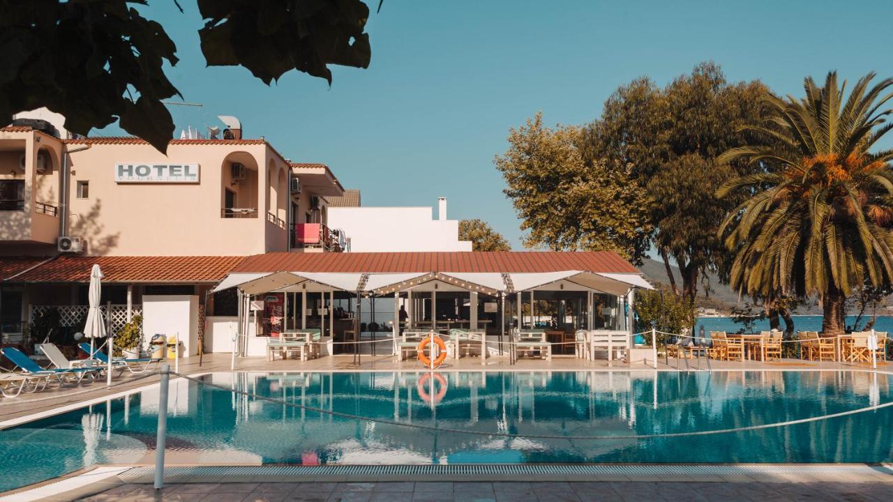 Vournelis Hotel Limenas  Buitenkant foto