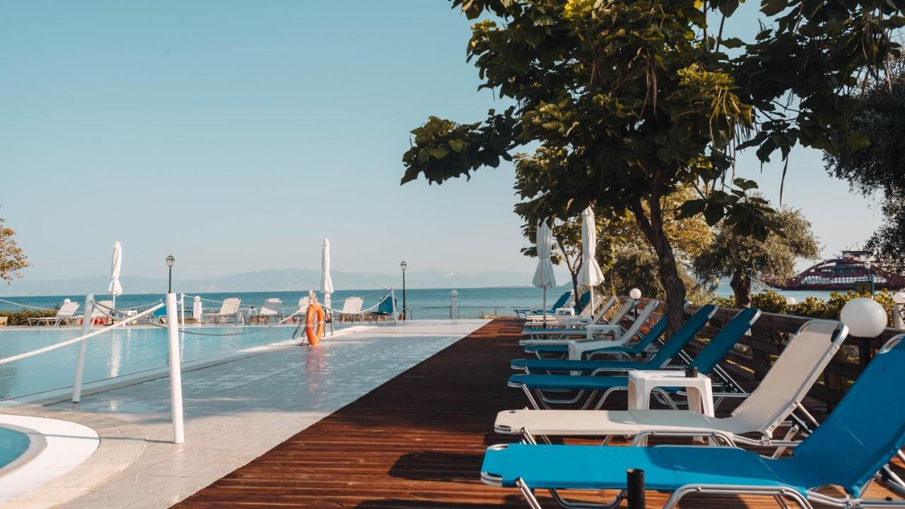 Vournelis Hotel Limenas  Buitenkant foto
