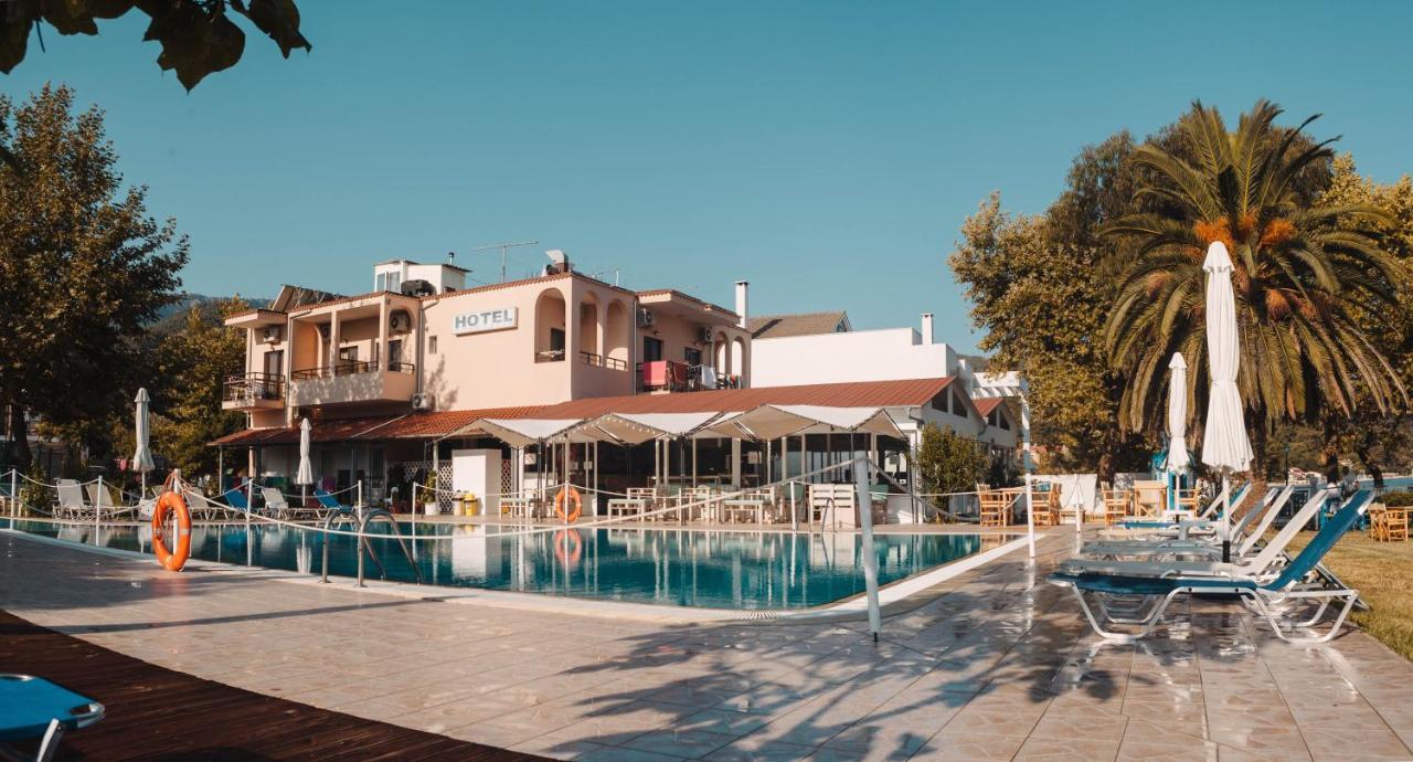 Vournelis Hotel Limenas  Buitenkant foto