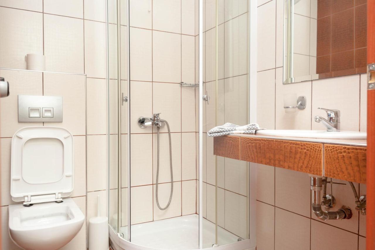 Vournelis Hotel Limenas  Buitenkant foto